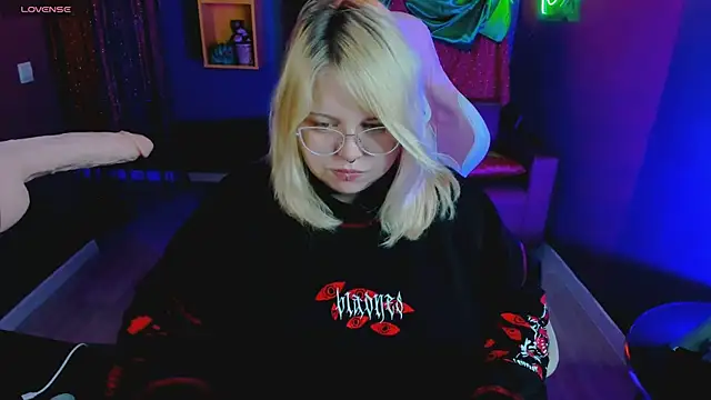 Yoki Shizuko online show from 01/09/26, 06:27