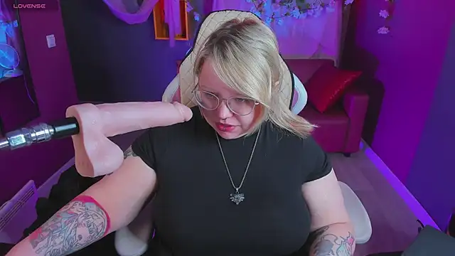 Yoki Shizuko online show from 04/02/26, 06:33