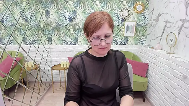 Paris Cherry online show from 03/19/25, 08:11