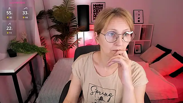 Paris Cherry online show from 02/28/26, 01:01