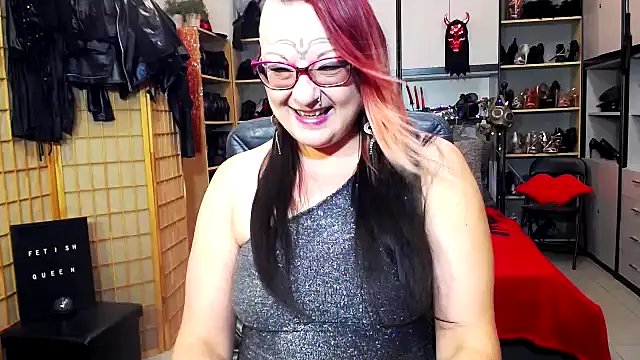 LindaDaemonX online show from 11/23/25, 08:14