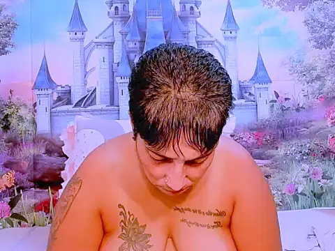 indianroxy online show from 02/15/25, 05:51