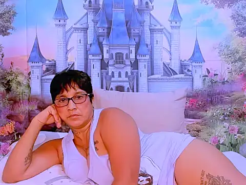 indianroxy online show from 03/04/25, 10:27