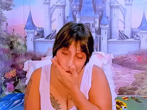 indianroxy online show from 09/23/25, 05:16