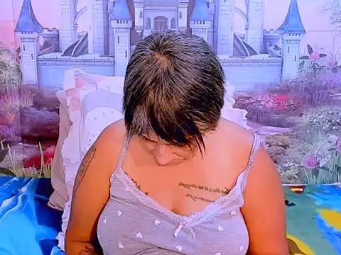 indianroxy online show from 10/02/25, 07:32