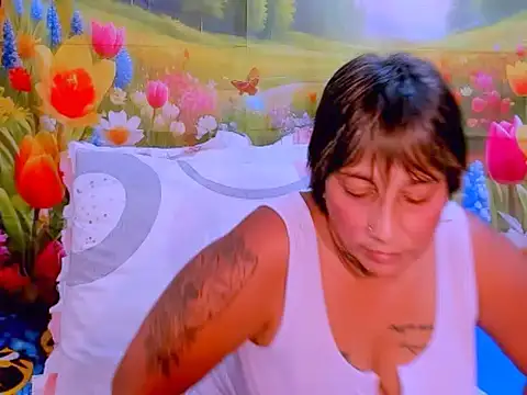 indianroxy online show from 10/11/25, 06:01