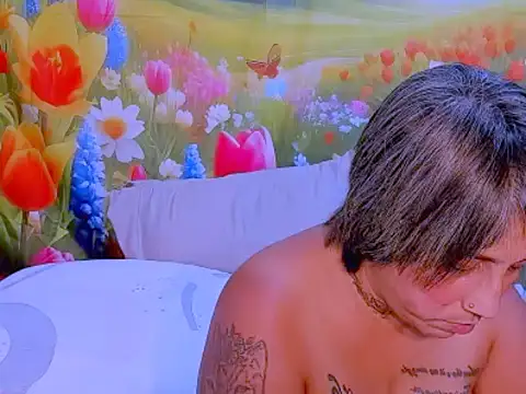 indianroxy online show from 10/24/25, 07:27