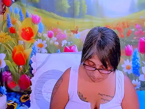 indianroxy online show from 11/05/25, 07:25