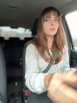 MariiD online show from 10/31/25, 07:53