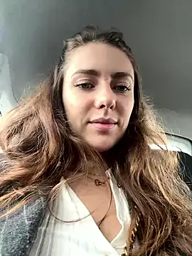 MariiD online show from 12/16/25, 09:03