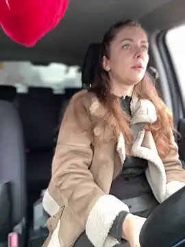 Snapshot of MariiD chatting on 03/12/26, 07:25 MariiD online show from 03/12/26, 07:25