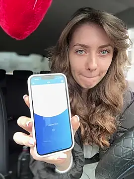 Snapshot of MariiD chatting on 03/20/26, 07:24 MariiD online show from 03/20/26, 07:24