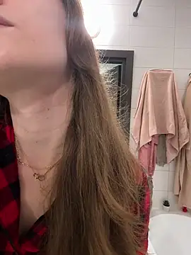 Snapshot of MariiD chatting on 04/08/26, 07:08 MariiD online show from 04/08/26, 07:08