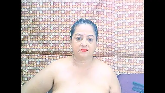 Snapshot of matureindian chatting on 05/17/26, 09:17 matureindian online show from 05/17/26, 09:17