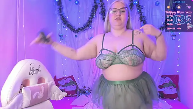 Snapshot of sweetbambi23 chatting on 01/29/25, 03:37 sweetbambi23 online show from 01/29/25, 03:37