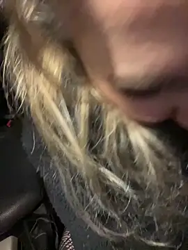 Snapshot of Anna_Alexa chatting on 01/10/25, 09:20 Anna Alexa online show from 01/10/25, 09:20