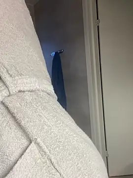 Snapshot of Anna_Alexa chatting on 01/18/26, 02:43 Anna Alexa online show from 01/18/26, 02:43