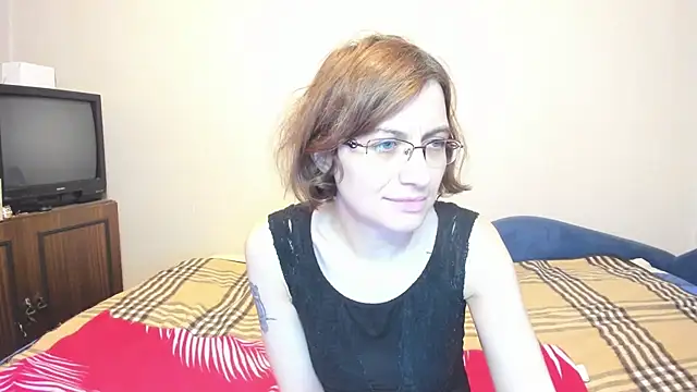 Snapshot of MarilynDream chatting on 12/16/24, 10:45 MarilynDream online show from 12/16/24, 10:45