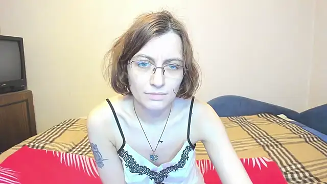 Snapshot of MarilynDream chatting on 12/17/24, 05:36 MarilynDream online show from 12/17/24, 05:36