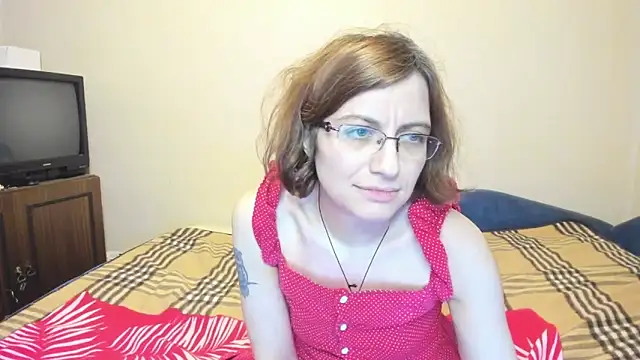 Snapshot of MarilynDream chatting on 01/04/25, 12:59 MarilynDream online show from 01/04/25, 12:59