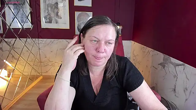 KellyPerfection online show from 11/03/25, 06:31