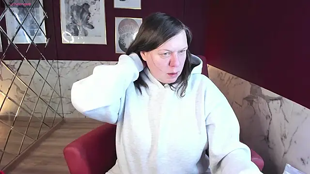 KellyPerfection online show from 02/04/26, 05:24