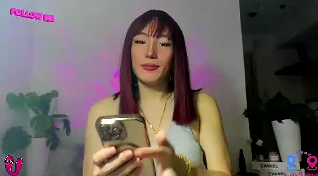 Snapshot of hottycrishina chatting on 02/15/25, 10:33 hottycrishina online show from 02/15/25, 10:33