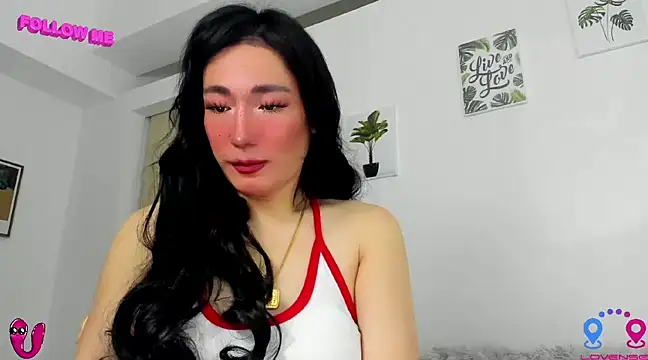 Snapshot of hottycrishina chatting on 03/22/25, 01:00 hottycrishina online show from 03/22/25, 01:00