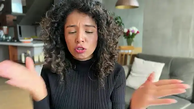 Snapshot of illaroom chatting on 02/19/25, 07:27 illaroom online show from 02/19/25, 07:27