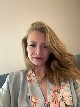 AnastasiaAniess online show from 02/21/25, 08:49