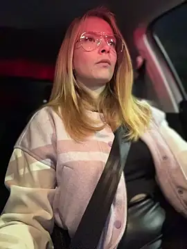 Snapshot of AnastasiaAniess chatting on 11/13/25, 06:29 AnastasiaAniess online show from 11/13/25, 06:29