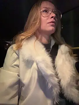 Snapshot of AnastasiaAniess chatting on 12/20/25, 08:05 AnastasiaAniess online show from 12/20/25, 08:05