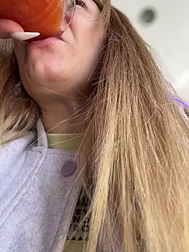 AnastasiaAniess online show from 03/25/26, 12:55