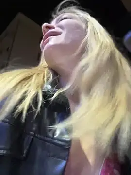 AnastasiaAniess online show from 04/04/26, 09:23