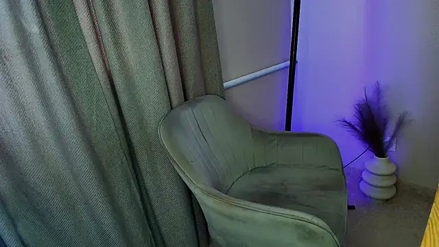 Leila Libertas online show from 07/10/26, 08:18