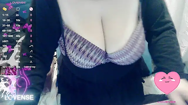 Snapshot of tatli_bela chatting on 02/05/25, 07:31 tatli bela online show from 02/05/25, 07:31