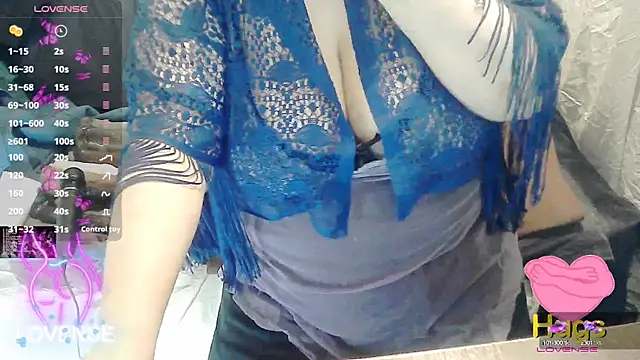 Snapshot of tatli_bela chatting on 02/19/25, 04:11 tatli bela online show from 02/19/25, 04:11