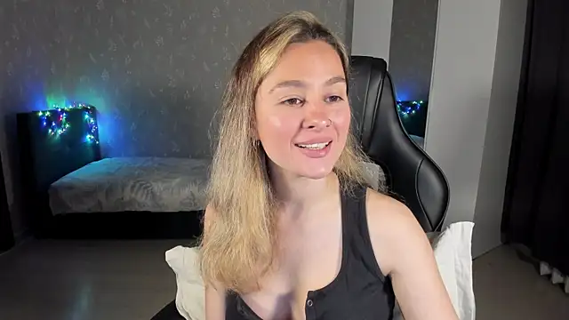 Snapshot of EllaFresh chatting on 05/31/26, 07:26 EllaFresh online show from 05/31/26, 07:26