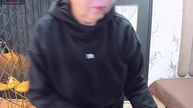 LindaPassionate online show from 02/21/25, 05:24