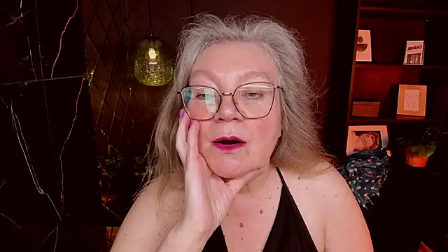 Snapshot of NataliMellow chatting on 06/15/26, 01:02 NataliMellow online show from 06/15/26, 01:02