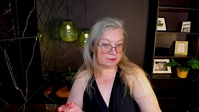 Snapshot of NataliMellow chatting on 07/14/26, 01:17 NataliMellow online show from 07/14/26, 01:17