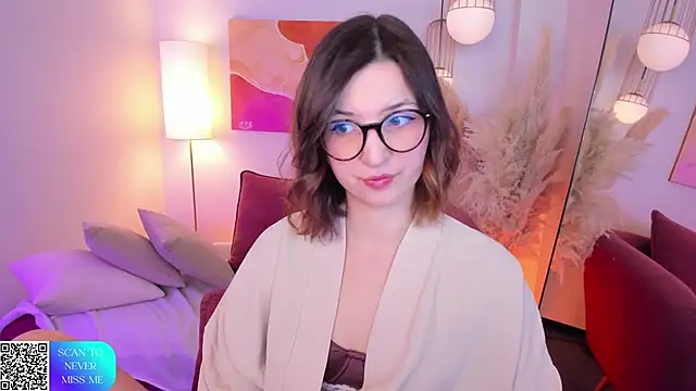 Snapshot of JaneGraceful chatting on 04/13/26, 06:30 JaneGraceful online show from 04/13/26, 06:30