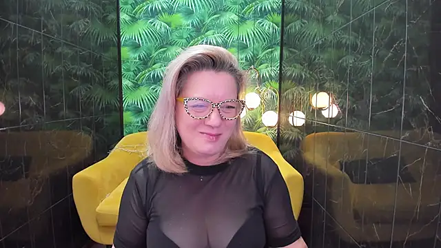 LeaPure online show from 01/02/25, 05:14