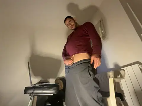 Enderson007 online show from 02/01/26, 05:55