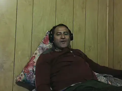 Snapshot of dantehot2020 chatting on 12/26/24, 01:18 dantehot2020 online show from 12/26/24, 01:18