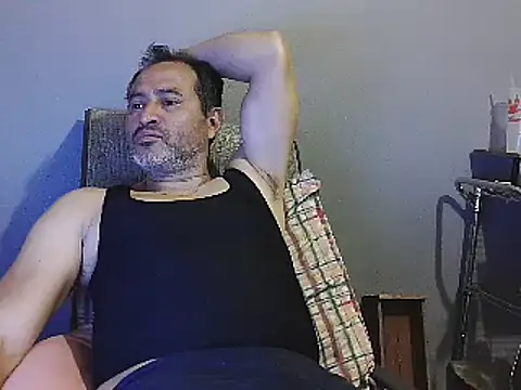 Snapshot of dantehot2020 chatting on 01/24/25, 02:49 dantehot2020 online show from 01/24/25, 02:49