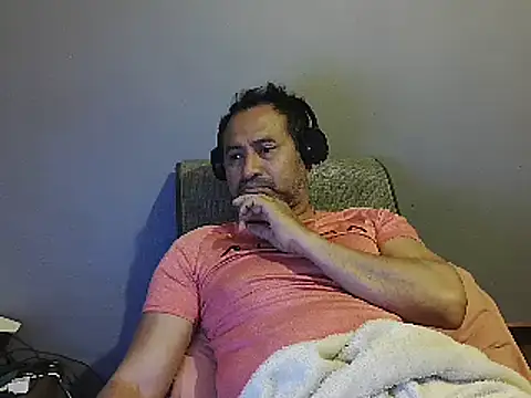 Snapshot of dantehot2020 chatting on 01/26/25, 07:42 dantehot2020 online show from 01/26/25, 07:42