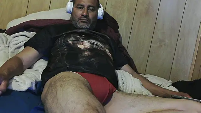 Snapshot of dantehot2020 chatting on 10/20/25, 10:10 dantehot2020 online show from 10/20/25, 10:10