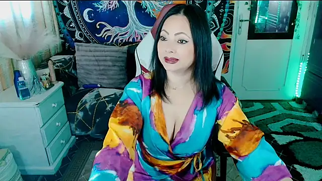 Snapshot of indica_me chatting on 09/20/25, 05:30 indica me online show from 09/20/25, 05:30