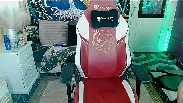 Snapshot of indica_me chatting on 09/21/25, 05:42 indica me online show from 09/21/25, 05:42